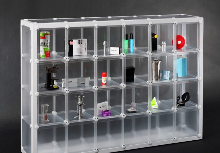 x-cett Aufbewahrung Möbel Regal Würfel Glas Milchglas Ablage Schrank Mobeliar Deko Regal Einrichtung Innen Inneneinrichtung Möbel Möbelstück Verstauung Büro Eigenheim zu Hause Ausstellung Produktpräsentation Firmenpräsentation Messebausysteme Infoständer Messewand Messebau Infostand Einrichtungsmöbel Büroausstattung Popup Store